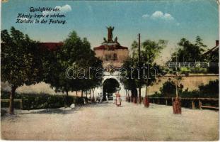 1918 Gyulafehérvár, Alba Iulia; Károly kapu a várban / castle gate (szakadás / tear)