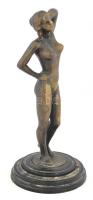 Jelzés nélkül: Női akt. Bronz, fa talpon, m: 31,5 cm