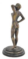 Jelzés nélkül: Női akt. Bronz, fa talpon, m: 31,5 cm