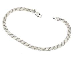 Ezüst(Ag) lapos mintás kígyó karkötő, jelzett, h: 19,5 cm, nettó: 4,4 g