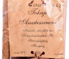 1915 Tokaji Asszúeszencia. Tokaj kereskedőház Rt, Magyarország, Sátoraljaújhely 2000, Tolcsva tanúsí...