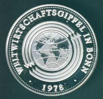 Németország 1989. "Gazdasági csúcstalálkozó" Ag 20g emlékérem T:PP