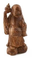 Nevető Buddha faragott fa szobor. Jelzés nélkül, kopással, m: 27 cm