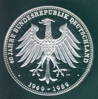 Németország 1989. "Labdarúgó VB" Ag 20g emlékérem T:PP
