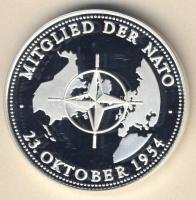 Németország 1989. "NATO-csatlakozás" Ag 20g emlékérem T:PP