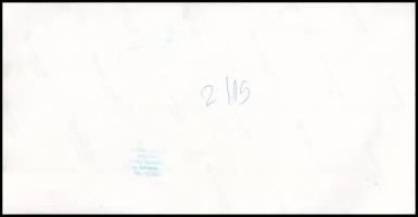 Egy vidám modell, Katona Miklós pecséttel jelzett fotója, szélén kis szakadás, 24×12 cm