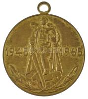 Szovjetunió 1965. A Nagy Honvédő Háborúban aratott győzelem 20. évfordulója sárgaréz kitüntetés mellszalag nélkül T:XF patina Soviet Union 1965. 20th Anniversary of the Victory in the Great Patriotic War 1941-1945 brass decoration without ribbon C:XF patina