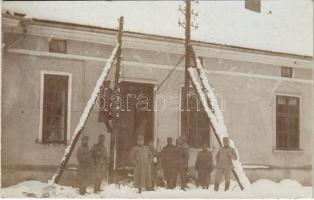 1915 Osztrák-magyar katonák télen / WWI Austro-Hungarian K.u.K. military, soldiers in winter. photo + "Zensuriert beim k.u.k. 1. Armee-Etappenkommando" (EK)