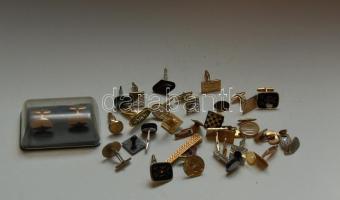 kb 10 pár dombornyomott mandzsetta gomb közte sárgarézből is eredeti tokjában