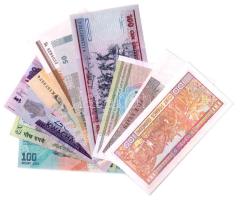 Vegyes 10db-os külföldi bankjegy tétel a világ minden tájáról T:UNC,AU
Mixed 10pcs of foreign bankn...