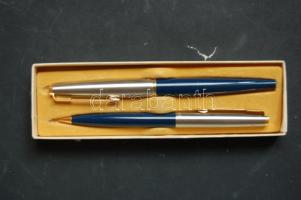 Régi Parker toll készlet töltő- és golyóstollal, eredeti dobozában és új állapotban