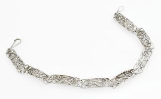 Ezüst(Ag) filigrán karkötő, jelzés nélkül, h: 16 cm, nettó: 6,3 g