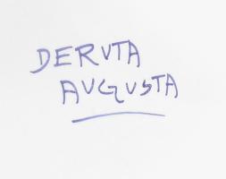 Deruta, Augusta festett kerámia dísztányér. Jelzett, hibátlan d: 19 cm