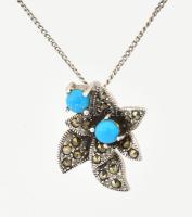 Ezüst(Ag) lánc türkizes medállal, jelzett, h: 40 cm, bruttó: 6,6 g