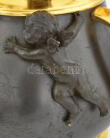 cca 1890-1900 J. P. Kayser & Son puttó figurális díszítményekkel nagy méretű bronz kaspó, jelzés...