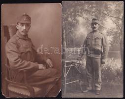 Katonaportrék, 2 db fotó, sérülésekkel, 13×9 cm