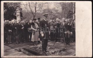 1939 Bp., Horthy Miklós kormányzó a BNV-n, fotólap, megírva és postázva, 14x8,5 cm