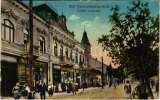 1916 Trencsénteplic, Trencianske Teplice; Kossuth Lajos utca, Rehák Emil Stefánia kávéháza. Vasúti levelezőlapárusítás 15. / street view, café, shops (EK)