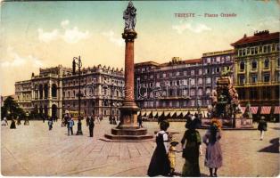 Trieste, Trieszt; Piazza Grande / square, tram (EB)