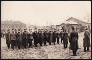 1926 Gyalogtiszti lovagló tanfolyam csoportkép, Schäffer műterméből, 9×14 cm