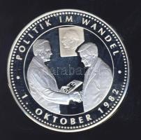 Németország DN "A politika változása" Ag 15,2g emlékérem ismertető tanúsítvánnyal T:PP