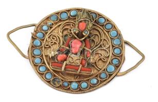 Nyaklánc, Kelet-Ázsia. Kézzel készült, Faragott korall díszítéssel és zománccal. (kis hiány) sárgaré...