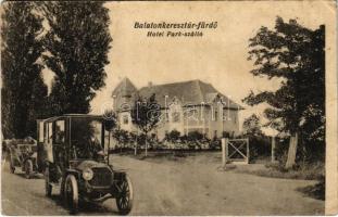 Balatonkeresztúr, Hotel Park szálló, autók (EK)