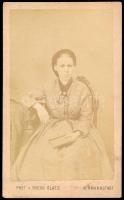Cca 1870 Elegáns hölgy, Theodor Glatz és Carl Koller műterméből, Nagyszebenről (Hermanstadt). Keményhátú fotó 6,5x10,6 cm.