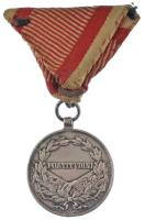 1917. "Károly Ezüst Vitézségi Érem II. osztálya" peremen jelzett Ag kitüntetés eredeti mel...