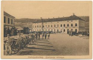 Székelyudvarhely, Odorheiu Secuiesc; Gyalogsági laktanya, ágyúk. Kiadja Székely Dénes / infantry barrack, cannons