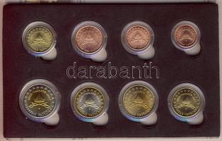 Vatikán 2005. 1c-2€ 8klf db próbaveret "Sede vacante" pápaválasztás ideje alatt kiadva, szettben T:1 Tanúsítvánnyal! Csak 10.000db!