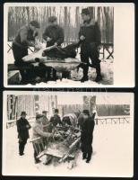 Vadászok elejtett szarvassal és vaddisznókkal, 4 db fotólap, 14x9 cm