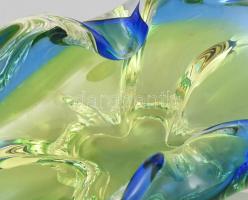 Cseh kétszínű üveg kínáló, jelzés nélkül, hibátlan, h: 30 cm