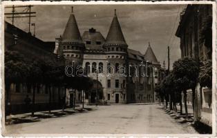 1941 Máramarossziget, Sighetu Marmatiei; Kultúrpalota. Perl kiadása / Palace of Culture (fl)