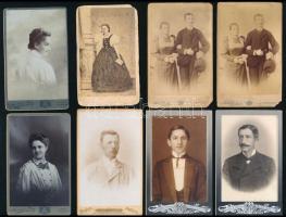 cca 1890-1910 Vizitkártyák felvidéki műtermekből (Pozsony, Kassa, Selmecbánya, stb.), 11 db, vegyes állapotban, 10,5x6,5 cm körül