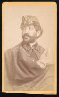 cca 1870 Katonaportré, vizitkártya Theodor Glatz nagyszebeni (Hermannstadt / Sibiu) műterméből, alján vágott, 10x6 cm