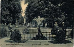 1916 Pozsony, Pressburg, Bratislava; Ligeti díszkert, szökőkút. Kiadja Sudek Antal / aupark / park, fountain (fa)