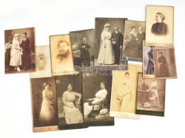 Vegyes keményhátú fotó tétel, női és férfi portrék, 14 db, vegyes állapotban, 21x13 cm és 13x7,5 cm között