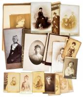 Vegyes régi hölgyportré tétel (kabinetfotók, vizitkártyák, stb.), összesen 31 db, vegyes állapotban, 25x18 cm és 10x6 cm között