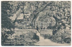1915 Bucsecs-hegység, Butschetsch, Muntii Bucegi; Erdélyi Kárpátok, vízesés / Siebenbürgische Karpathen, Butschetsch im Jalomitzatal / waterfall (EK)