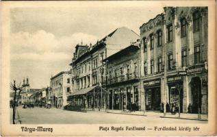 Marosvásárhely, Targu Mures; Piata Regele Ferdinand / Ferdinánd király tér, rendőrség, Hangya szövetkezet üzlete / square, police, cooperative shop (fl)