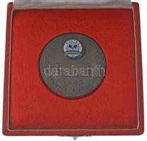 1958. "Asztalitenisz Európa Bajnokság / Budapest" kétoldalas fém díjérem, előlapján a "MOATSZ (Magyar Országos Asztalitenisz Szövetség)" zománcozott címerével, hátoldalán a Berán Lajos-féle "Budapesti Emlék" érmén látható Halászbástya ábrázolással, eredeti tokban (54mm) T:XF