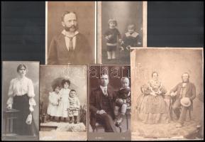 cca 1880-1914 Vegyes keményhátú fotó tétel, 6 db, kopásnyomokkal, közte foltosak, az egyik körbevágott és foltos, 20x15 cm és 16x10 cm közötti méretben