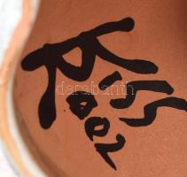 Kiss Roóz Ilona (1920-2010): Éneklő pár. Mázas kerámia, jelzett, hibátlan m: 18x16 cm