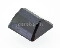 Olajzöld turmalin 1,1 ct okltagon fazettált csiszolással, tanúsítvánnyal