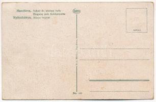 Nyitrabánya, Handlová, Krickerhau; Bánya vasút, iparvasút, bányászok ülnek a csillékben. Foto Maksay...