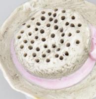 Fogpiszkálótartó biszkvit porcelán. Jelzés nélkükl, hibátlan 10x10 cm