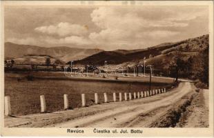 Nagyrőce, Gross-Rauschenbach, Velká Revúca; Ciastka ul. Jul. Bottu / út részlet Murány felé. J. Edelmann kiadása. Foto Neubauer / road to Murán