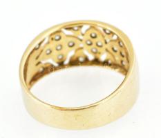 14 K arany (Au) gyűrű cirkóniával, jelzett, méret: 55, bruttó: 4,07 g