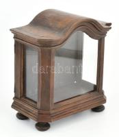 Kegytárgytartó fa szekrényke, három oldalán üvegezett, hátulról nyitható, kopásnyomokkal, 25x12,5x22...